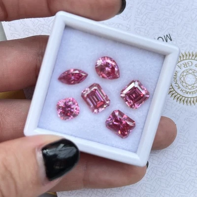 Pink Multishaped 1PCS 0.3ct-3ct Loose Moissanite Gemstone for Unique Jewelry - Image 1 of 4