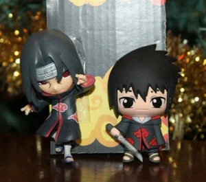 Naruto Shippuden ITACHI UCHINA CHIBI FIGUR + SASUKE 3D MAGNET Neu! - Bild 1 von 4