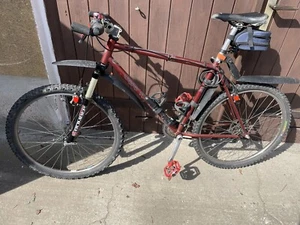 Fahrrad Mountainbike Gary Fisher Shimano Deore 27 Gänge BOMBER Federgabel;weinro - Bild 1 von 10