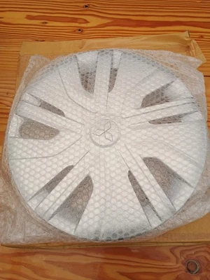 Tapacubos cubierta rueda MITSUBISHI MIRAGE 14” 2017-2020 57597 P/N 4252A140 Foto 1 de 4