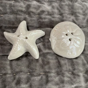 CRACKER BARREL MINI KÜSTENSEESTERN & SAND DOLLAR SALZ & PFEFFERSTREUER 2025* - Bild 1 von 7