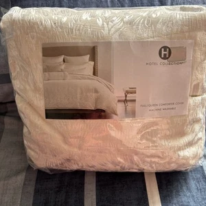 Hotel Collection Queen Plume Internal Ties & Zip Closure Comforter Cover Ivory - Picture 1 of 2