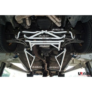 Barra inferior delantera de 4 puntos para Subaru Impreza GC8 V4 ULTRA RACING UR-LA4-512 - Imagen 1 de 6