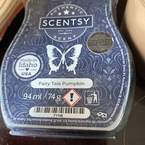 scentsy wax Fairy Tale Pumpkin Please See Photos Very Stained Plastic Foil