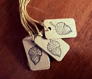 SET of 3 Mini Primitive Fall Autumn Acorn Hang Tags - Picture 1 of 1