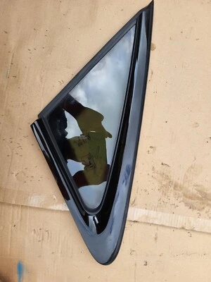 Ventana lateral trasera izquierda audi a3,s3 sedán 8y5845297 Foto 1 de 4