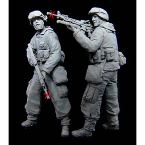 Kit modelo resina 1/35 2 piezas soldados modernos del ejército de Estados Unidos guerra de Irak sin pintar - Imagen 1 de 1
