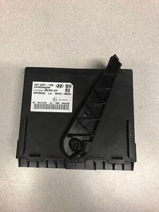 2009 - 2010 Hyundai Genesis Sedan V8 Body Control Module BCM 95410-3M020 - Picture 1 of 4