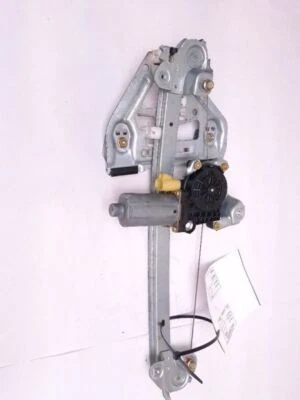 REGULADOR VENTANA PUERTA PASAJERO TRASERO CADILLAC CTS 2003 - 2005 Foto 1 de 4