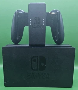 Nintendo Switch Dock di Ricarica e Adattatore Joy Con Comfort Grip Testato e Funzionante - Foto 1 di 3