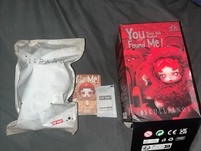 Colgante muñeca de peluche serie You Found Me POP MART x Skullpanda - Pranky Peanut Foto 1 de 4