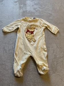 Disney Baby Yellow Unisex 6 Months Sleeper Winnie The Pooh Y2K - Picture 1 of 5