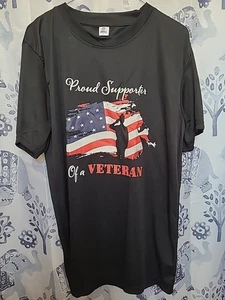 Proud Supporter of a Veteran, God Bless America Herren T-Shirt Größe Large schwarz - Bild 1 von 4