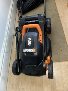 WORX WG779E.2 40V Cordless Lawnmower 34cm with 2.0Ah Battery - Picture 1 of 5