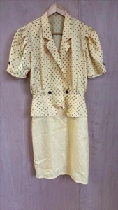 Vintage Yellow Polka Dot Dress with Puff Sleeves and Double-Breasted Buttons - M - Picture 1 of 6