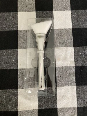 IT Cosmetics Foundation Brush 707 Heavenly Skin Hugging, READ - Image 1 of 4