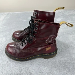 Dr Martens Vegan Cherry Red Boots Women's Size 8 US - 14585 - Foto 1 di 15