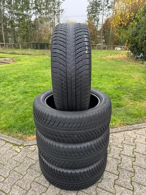 4x Bridgestone Blizzak LM001 *RSC 245/50R19 105V XL M+S Winter DOT2018 5,5mm TOP - Bild 1 von 4
