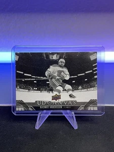 2023-24 Upper Deck S1 Rasmus Andersson Lona Blanco y Negro C13 Calgary Flames - Imagen 1 de 2