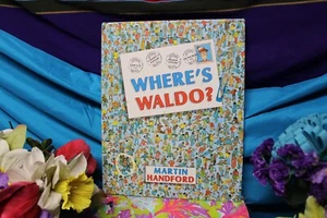 Wo ist Waldo? 30th Anniversary Edition Book by Martin Handford Collect Search - Bild 1 von 4
