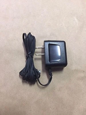 Cargador USB Motorola Negro - ¡ENVÍO GRATUITO! Foto 1 de 4