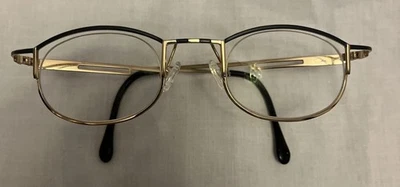 De Colección Anteojos Cazal Monturas Ovaladas Dorado/Negro Borde Completo Metal-Alemania-Mujer Mod 779 Foto 1 de 4