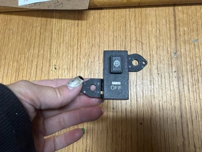 Interruptor de overdrive 87-91 Ford Truck Bronco fabricante de equipamento original 1987-1991 - Imagem 1 de 2