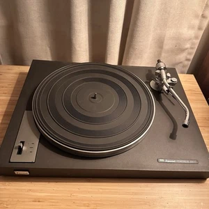Tocadiscos Sansui Classique 250T P/R - Imagen 1 de 22