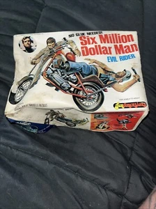 1975 FUNDIMENSIONS SIX MILLION DOLLAR MAN EVIL RIDER MODEL KIT Vintage - Picture 1 of 18