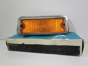 NOS GM 1977-79 Chevrolet K Series Pickup Parking Light GM 5965287 DW6 - Bild 1 von 5