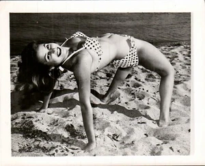 Foto pinup femenina vintage años 60 4x5 N0120 - Imagen 1 de 1