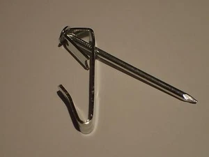 20 lb Picture Hangers Set of 20 (20 Hangers & 20 Nail) + Framing Hardware Sample - Picture 1 of 1