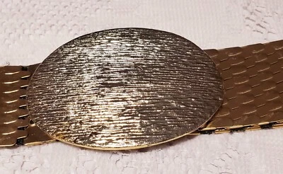 31"-36"  70s 80s Gold Disco Glam Belt Fish Scale Plated Stretch Retro Buckle Vtg - Image 1 of 4