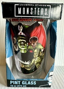 Universal Monsters 16 Oz Pint Glass Frankenstein Dracula Mummy WolfMan BrideNEW - Imagen 1 de 5