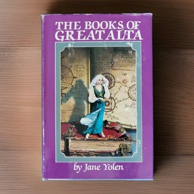 The Books Of Great Alta By Jane Yolen 1988 HCDJ Book Club Edition  Foto 1 de 4
