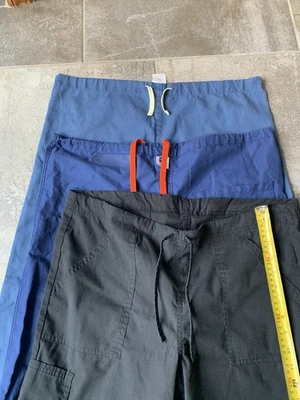 Scrub Pants Women Pack of 3 Size Small - Image 1 of 3