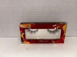 Lily Lashes Faux Mink Eyelashes 3D New in Package - Picture 1 of 2