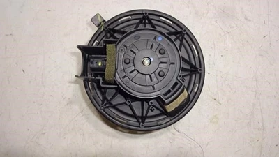 Blower Motor Twist Lock Style LHD Fits 02-04 Jeep Liberty 666976 - Image 1 of 4