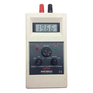 Calibrador de corriente continua multifunción RS Martindale TEK300 203-293 - Imagen 1 de 6