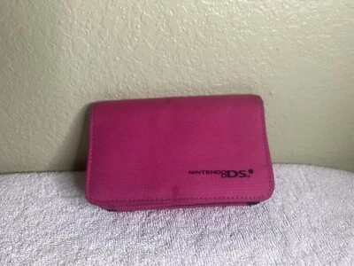 Estuche blando Nintendo DS con ranuras para juegos usado rosa intenso Foto 1 de 4