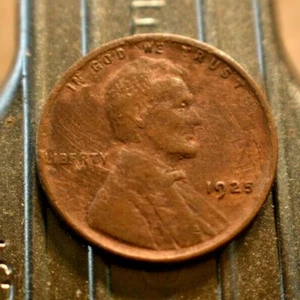 1925-P Lincoln Wheat Cent 1c with Surface Errors. (#8317) - Picture 1 of 2