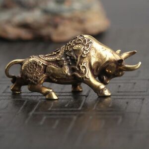 Sculpture rétro en laiton taureau cuivre ornements miniatures vache petits cadeaux