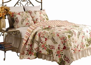 BEAUTIFUL REVERSIBLE CHIC TROPICAL LEAF RED GREEN PINK ROSE PALM LEAF QUILT SET  - Picture 1 of 4