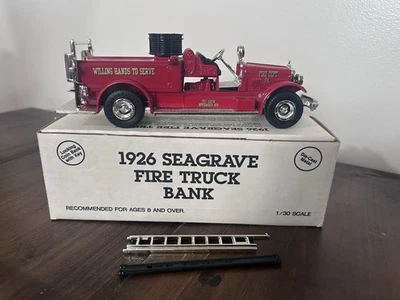 Banco de camiones de bomberos ERTL 1926 Seagrave #9627 banco de monedas bloqueable 1:30 Hummlestown PA Foto 1 de 4