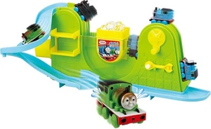  PILOT CORPORATION  Bath Minicar Thomas the Tank Engine Thomas & Percy Set  - Picture 1 of 4