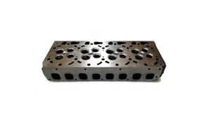 Zylinderkopf für Kubota V3300 16V , V3600 , V3800 ohne Ventile - Bild 1 von 3