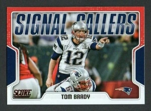 Score 2018 Tom Brady Red Parallel SIGNAL CALLERS #20 Patriots NM - Picture 1 of 2