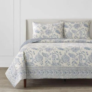 Wohndekorateure Baumwollmischung King Quilt Set in Blumenblau mit tonalem Blockdruck - Bild 1 von 5