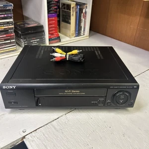 SONY SLV-675HF VCR VHS Player Recorder 4 Head Hi-Fi Tested Works No remote - Picture 1 of 10