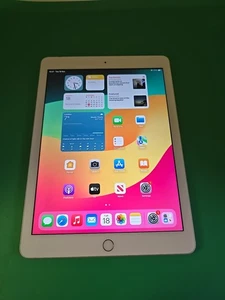 Apple iPad 6th Gen 32GB Wi-fi 9.7in in Silver.    Faulty Read Desc     ( DK784) - Picture 1 of 7